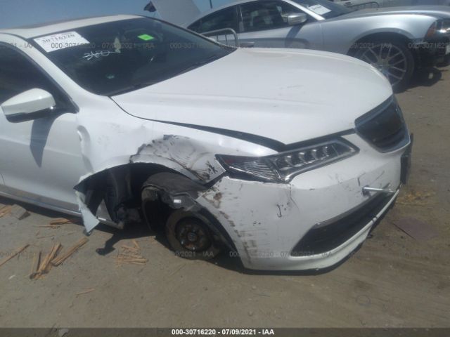 19UUB2F39GA012677  acura tlx 2016 IMG 5