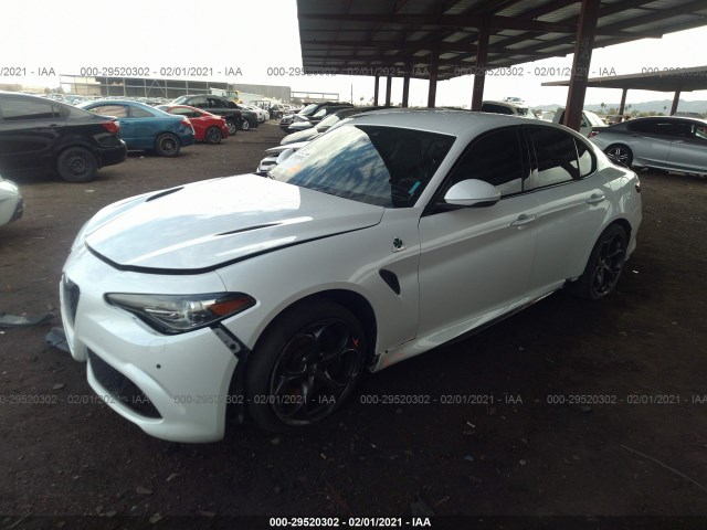 ZARFAEAVXH7560437  alfa romeo giulia 2017 IMG 1