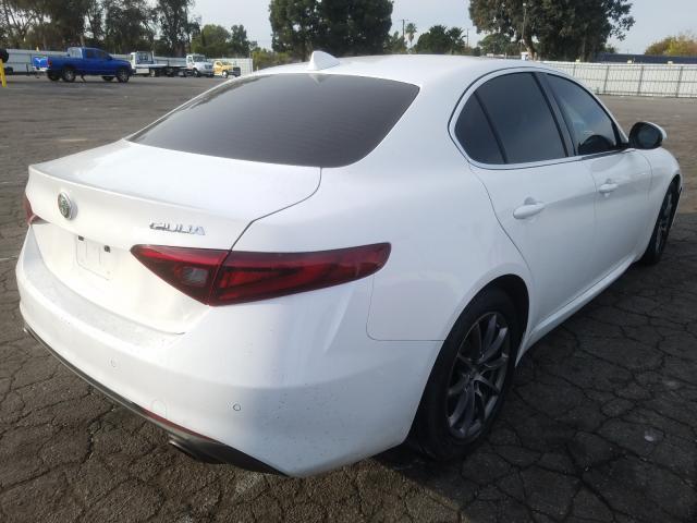 ZARFAEBN0J7563481  alfa romeo giulia 2018 IMG 3