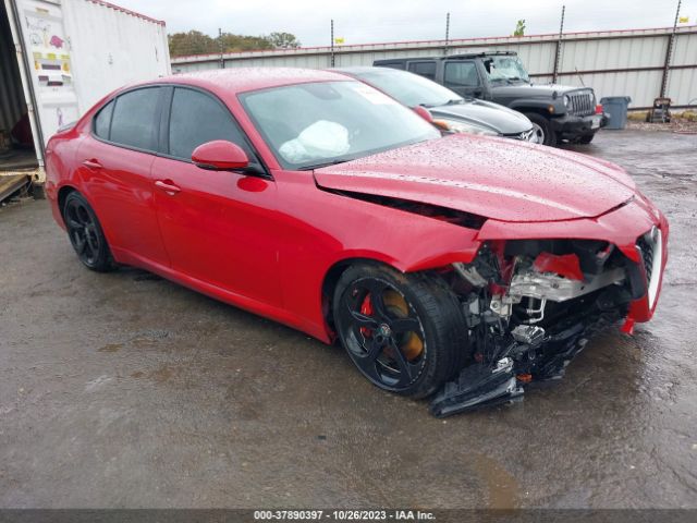 ZARFAEBN9J7565956  alfa romeo giulia 2018 IMG 0