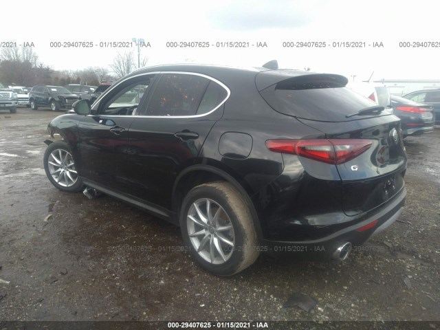 ZASFAKBN4J7B60703  alfa romeo stelvio 2018 IMG 2