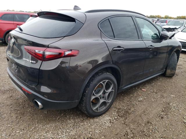 ZASFAKPNXJ7B80009  alfa romeo stelvio 2018 IMG 2