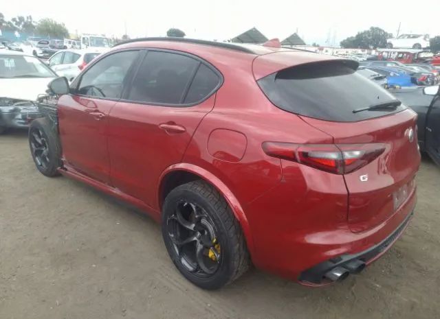 ZASFAKEV5J7C14831  alfa romeo  2018 IMG 2