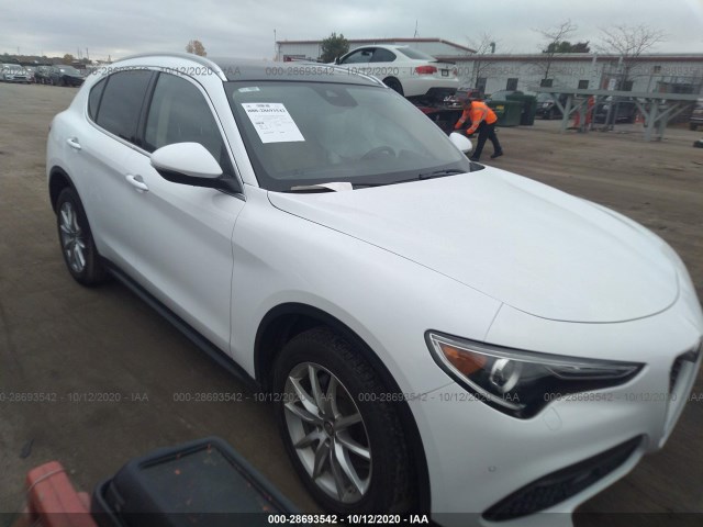 ZASFAKRN4J7C16290  alfa romeo stelvio 2018 IMG 0