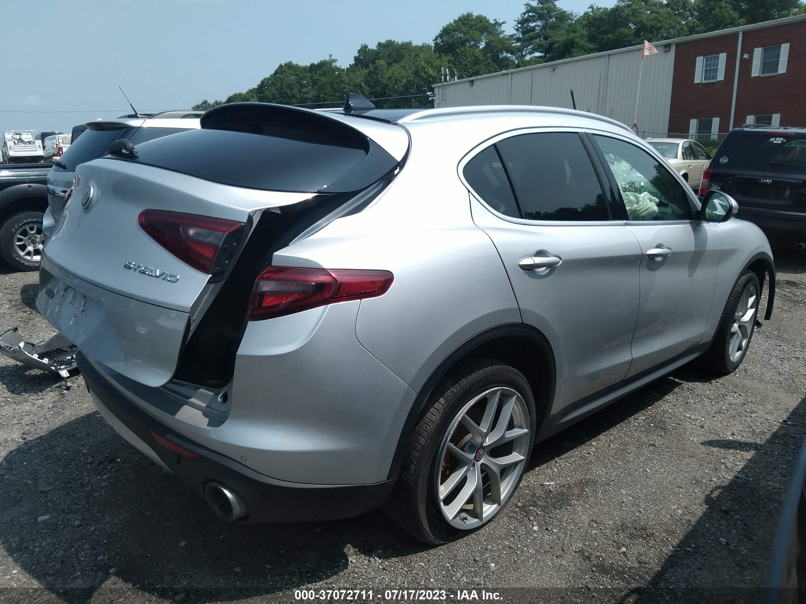 ZASPAKAN8K7C32235  alfa romeo stelvio 2019 IMG 3