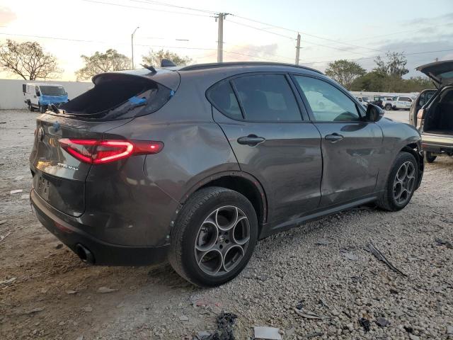 ZASPAJAN6N7D32106  alfa romeo stelvio 2022 IMG 2