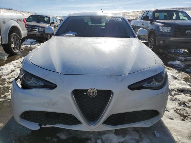 ZARFAEDNXJ7563422  alfa-romeo giulia 2017 IMG 4