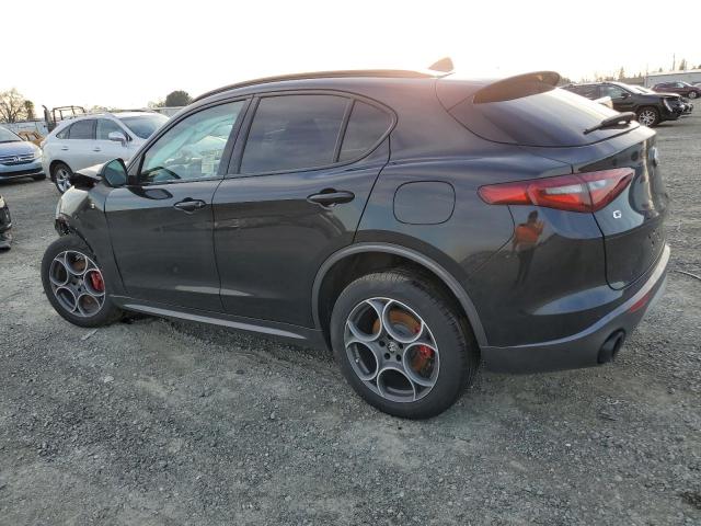 ZASPAKBN8N7D42317  alfa-romeo stelvio 2022 IMG 1