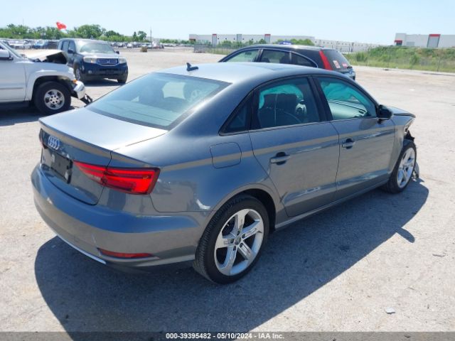 WAUAUGFF8J1044320  audi a3 2017 IMG 3