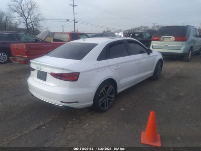 WAUAUGFFXJ1031133  audi  2018 IMG 3