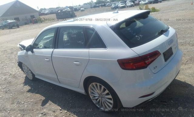 WAUTPBFFXHA134579  audi a3 2017 IMG 2