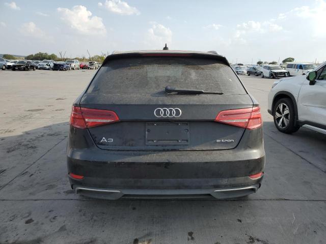 WAUUPBFF4JA062580  audi  2018 IMG 5