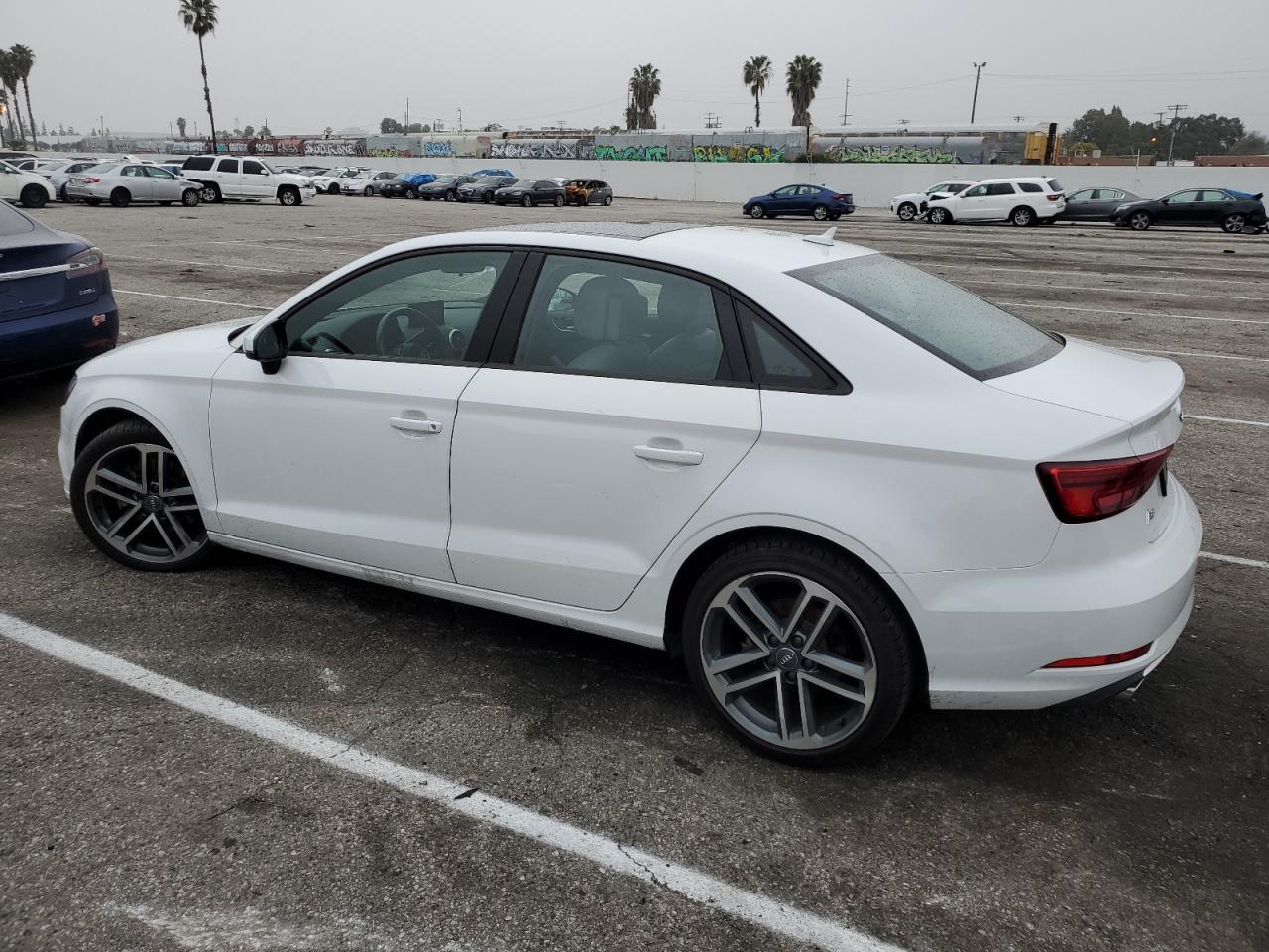 WAUAUGFF8J1092397  audi a3 2018 IMG 1