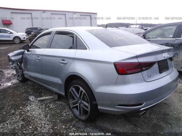 WAUBEGFF4KA087121  audi  2019 IMG 2