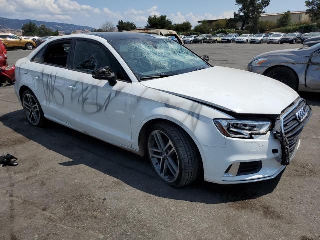 WAUB8GFF9J1088612  audi a3 premium 2018 IMG 3