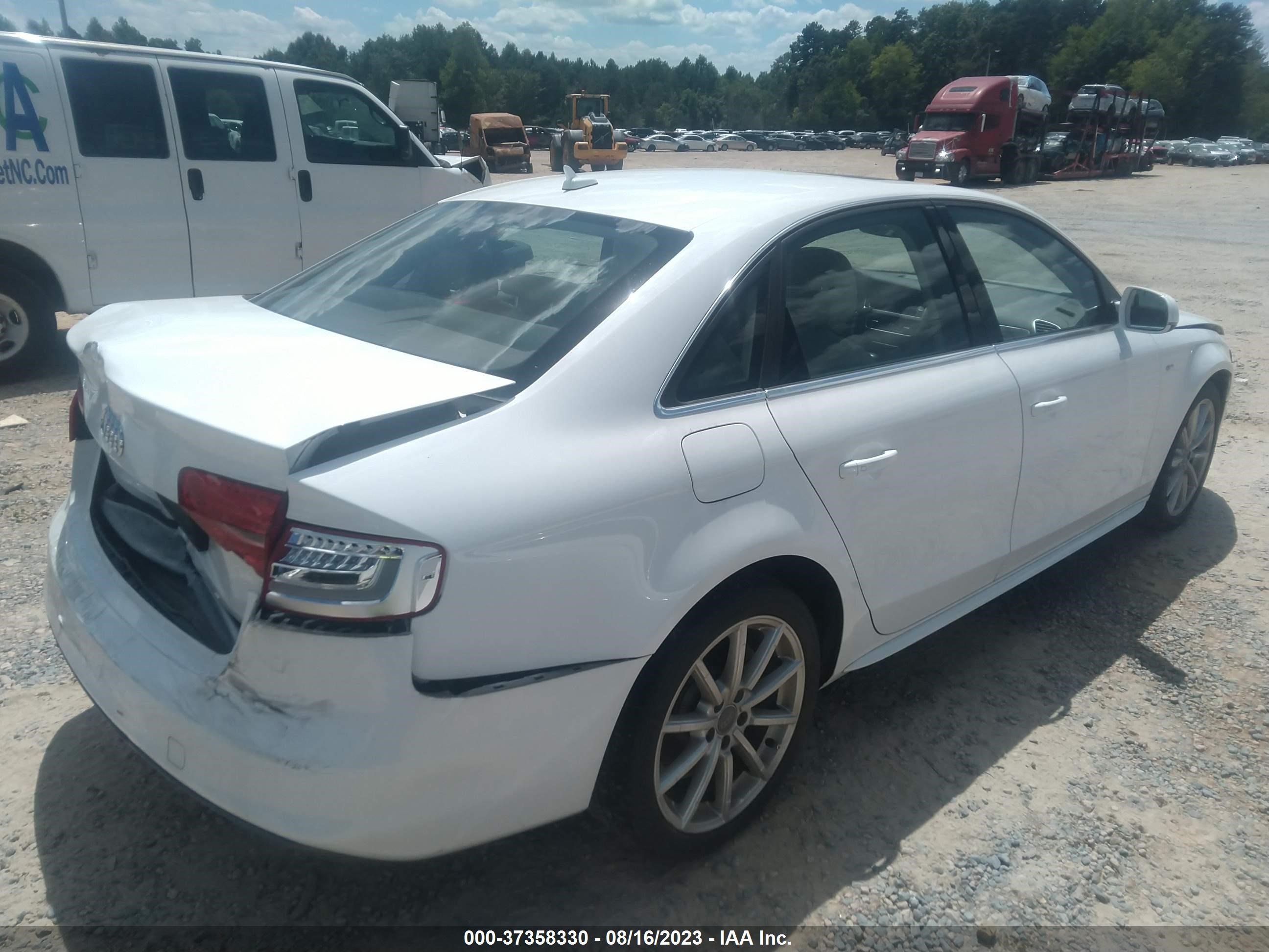 WAUAFAFLXFN014586  audi a4 2014 IMG 3