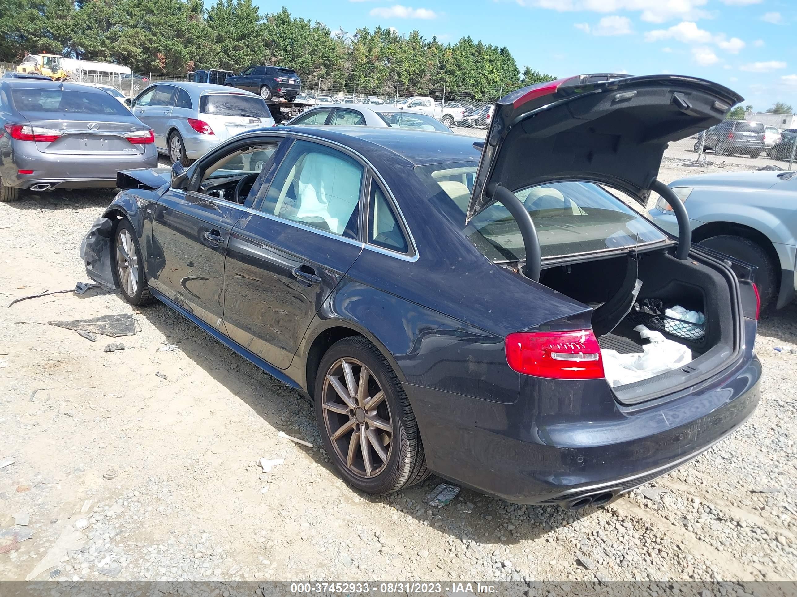 WAUFFAFLXGN005801  audi a4 2015 IMG 2