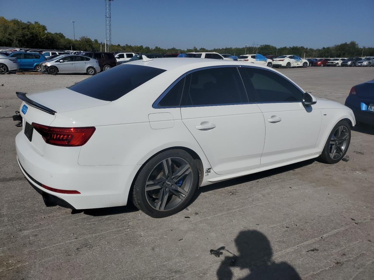 WAUENAF48HN028647  audi a4 2017 IMG 2