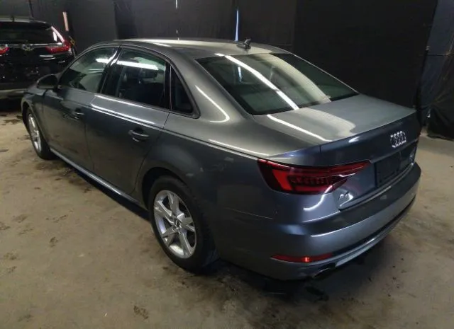 WAUDNAF41JA125570  audi a4 2018 IMG 2