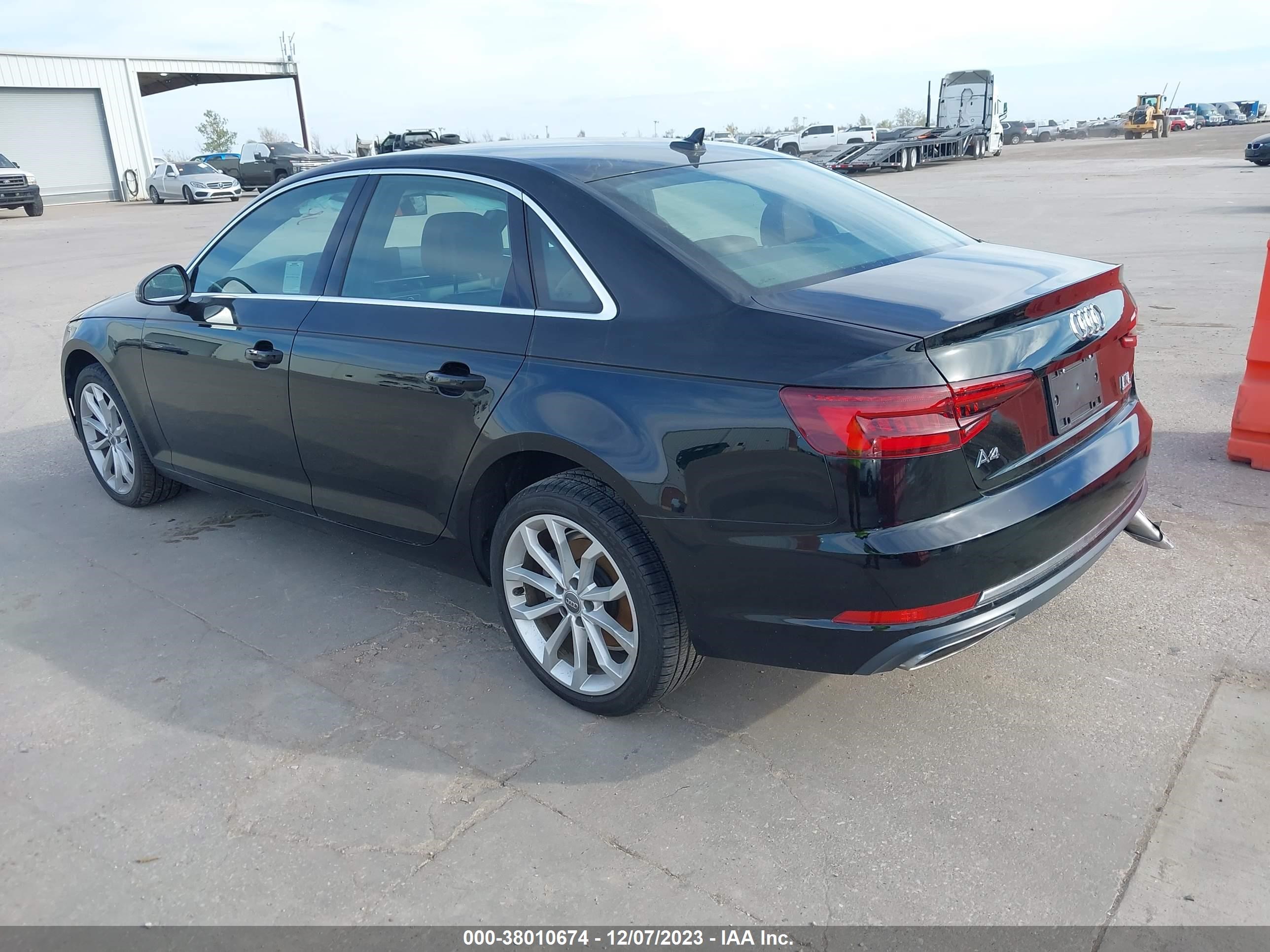 WAUGMAF47KA037320  audi a4 2019 IMG 2