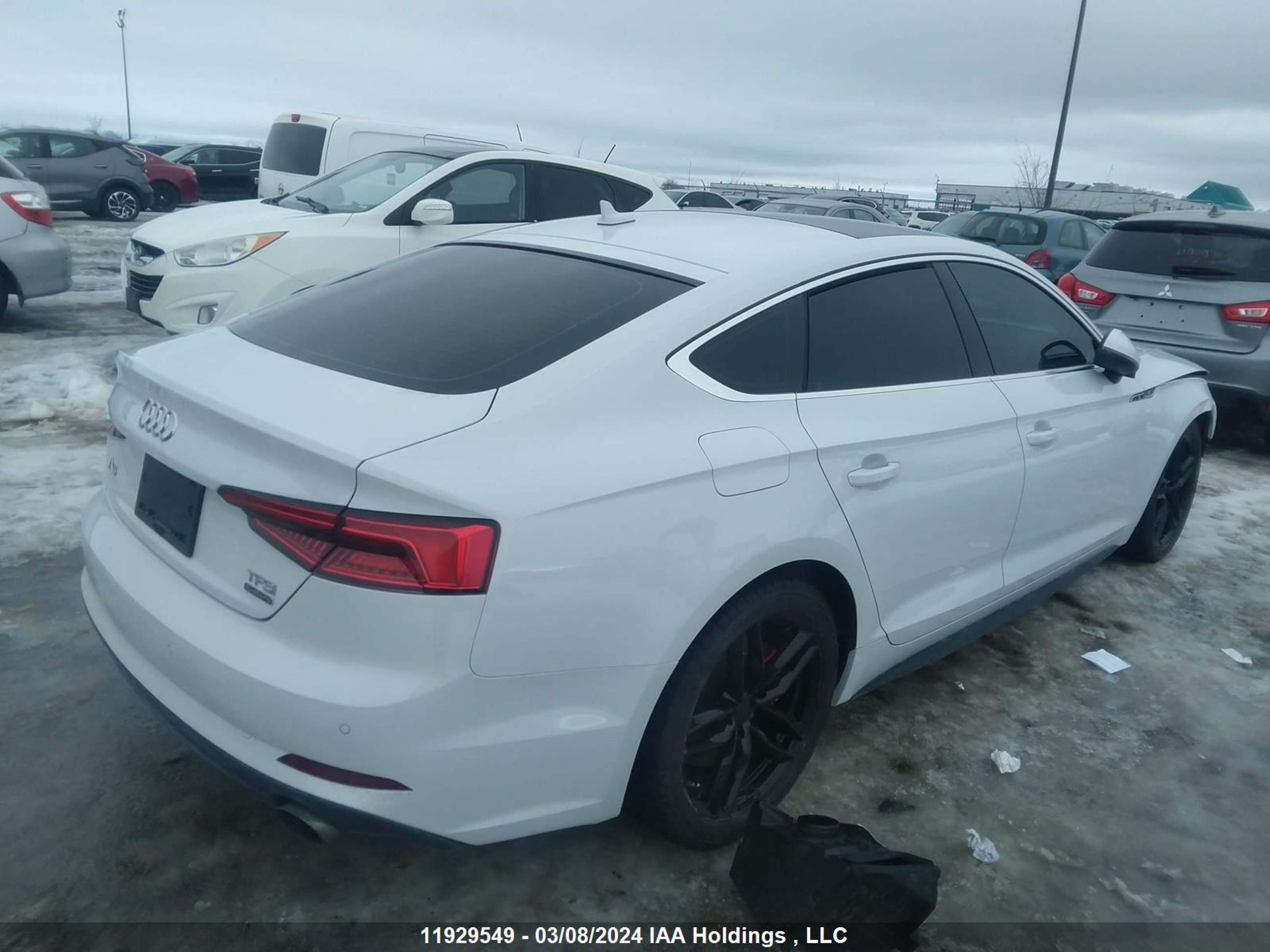 WAUENCF58JA010277  audi a5 2017 IMG 3