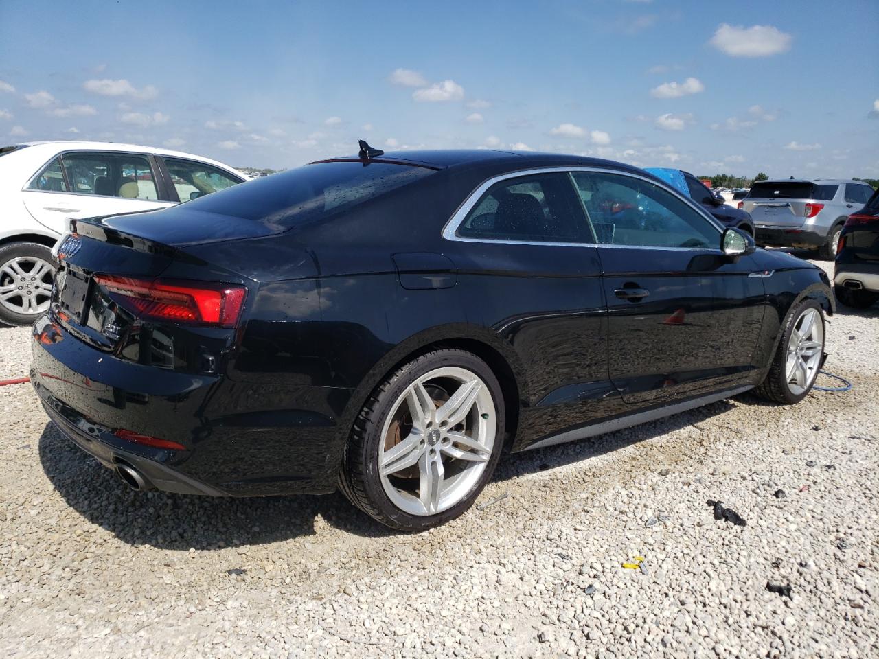 WAUTNAF52JA066498  audi a5 2018 IMG 2