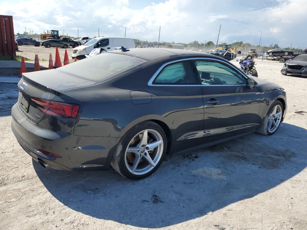 WAUSNAF57KA071337  audi a5 2019 IMG 2