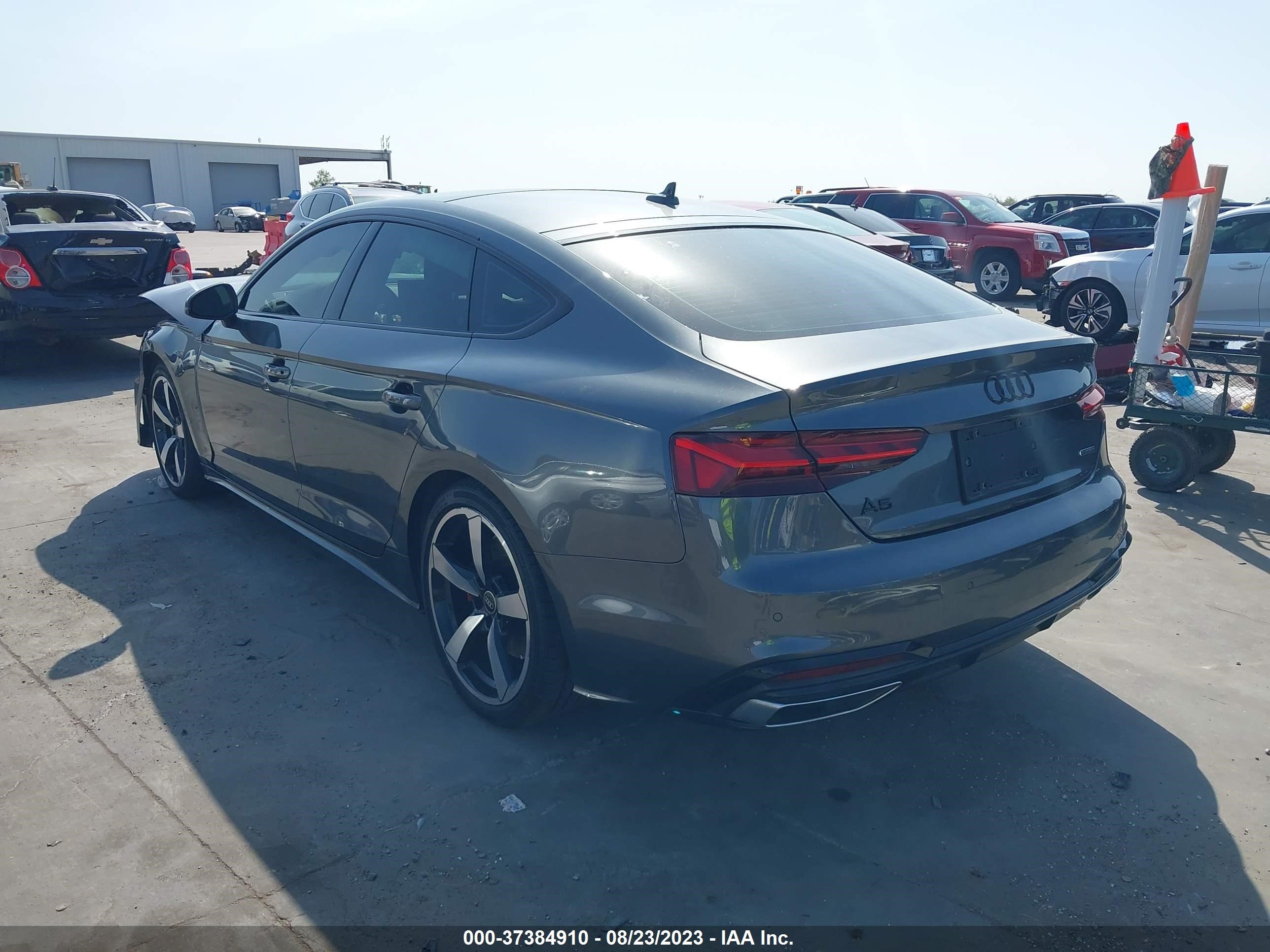 WAUFACF56NA037094  audi a5 2022 IMG 2