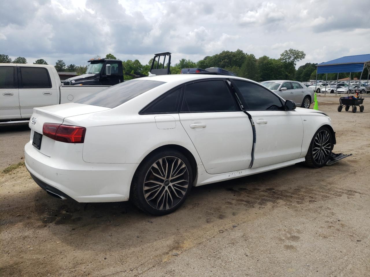 WAUC8AFC2JN082232  audi a6 2018 IMG 2