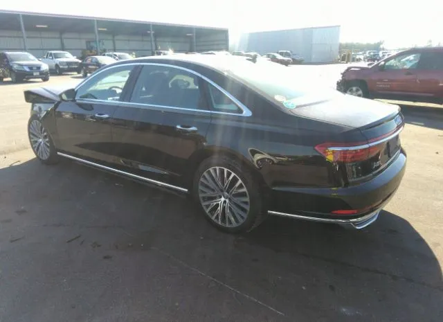 WAU8DAF88KN014774  audi a8 2019 IMG 2