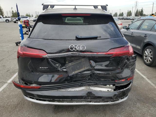 WA1LAAGE1KB011639  audi e-tron 2019 IMG 5