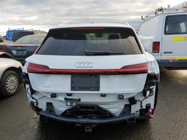 WA1LAAGE7KB024685  audi  2019 IMG 5