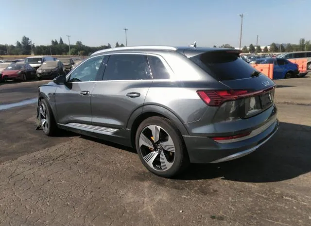 WA1VAAGE3KB005866  audi e-tron 2019 IMG 2