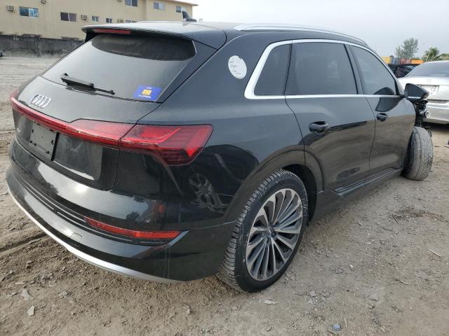 WA1VAAGE3KB024935  audi e-tron 2019 IMG 2