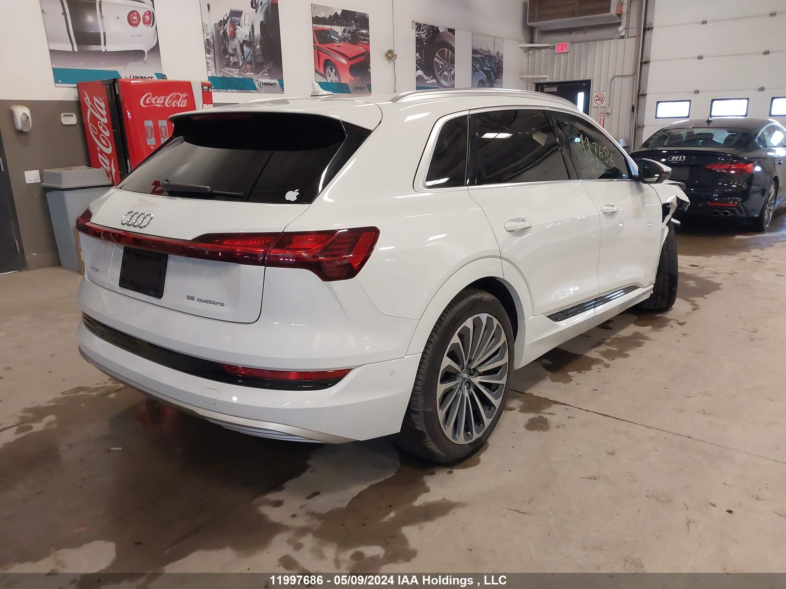 WA1VAAGE9KB010408  audi e-tron 2019 IMG 3