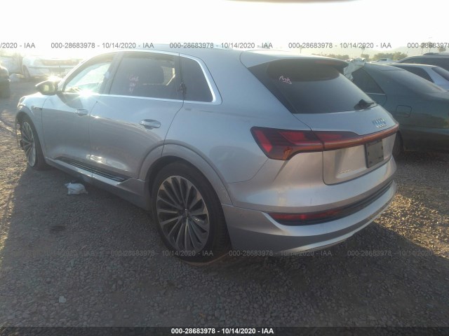 WA1VAAGEXKB009770  audi e-tron 2019 IMG 2