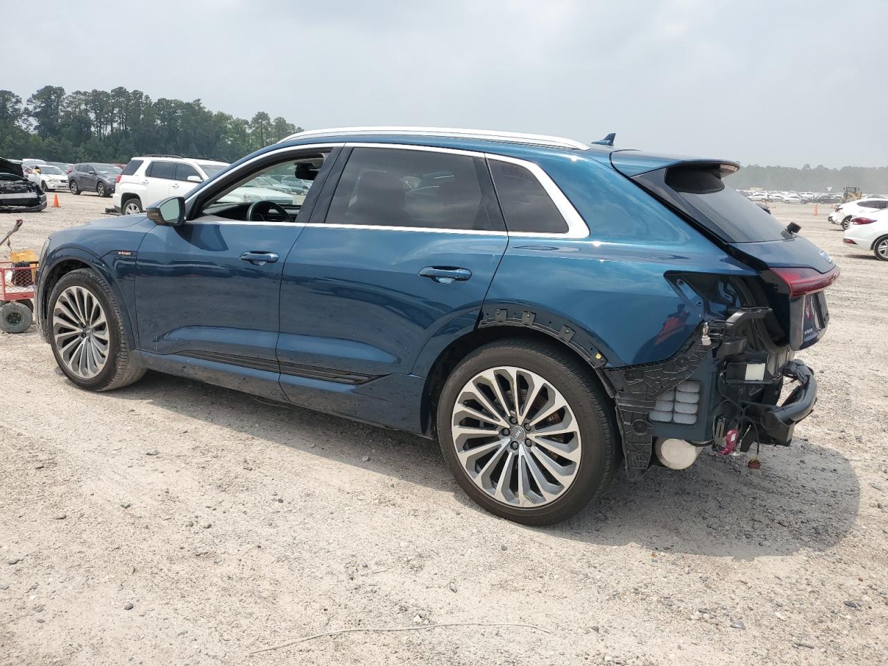 WA1VABGE1KB020162  audi e-tron 2019 IMG 1