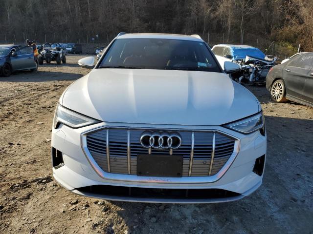 WA1VABGE8KB011930  audi e-tron 2019 IMG 4