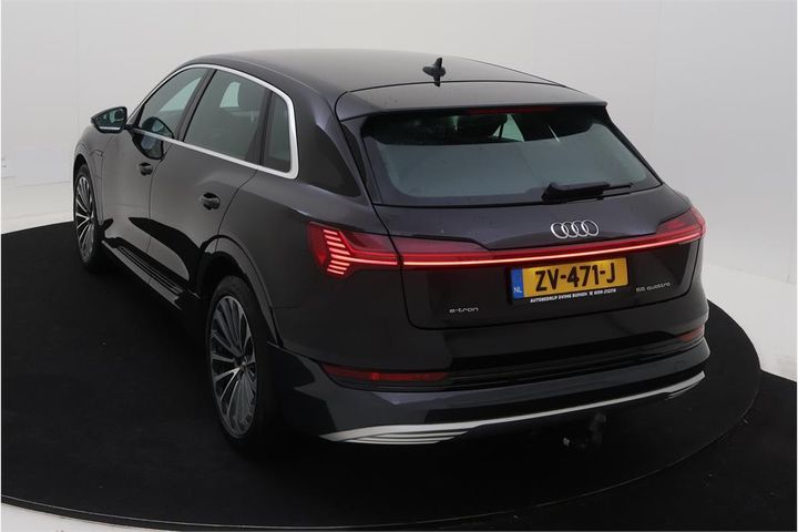 WAUZZZGEXKB019243  audi e-tron 2019 IMG 3