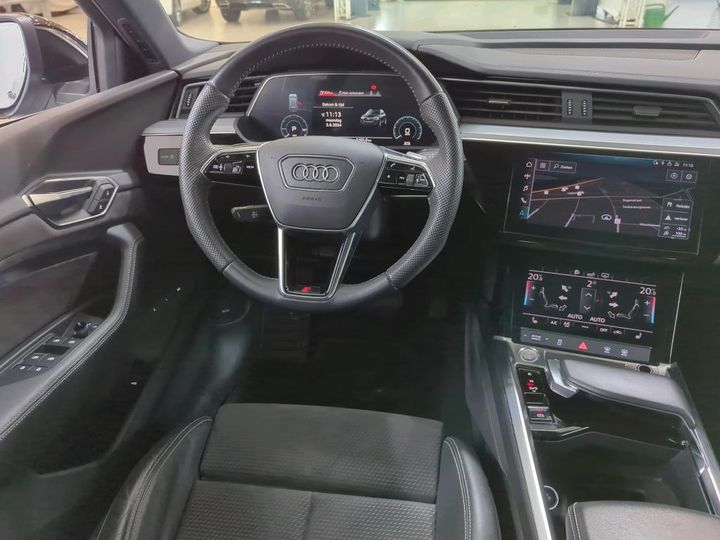 WAUZZZGEXKB019243  audi e-tron 2019 IMG 5