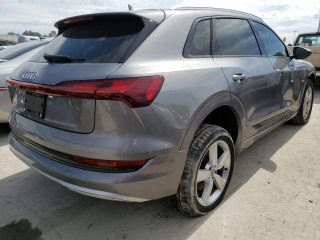 WA1VAAGE7KB017339  audi e-tron pre 2019 IMG 3