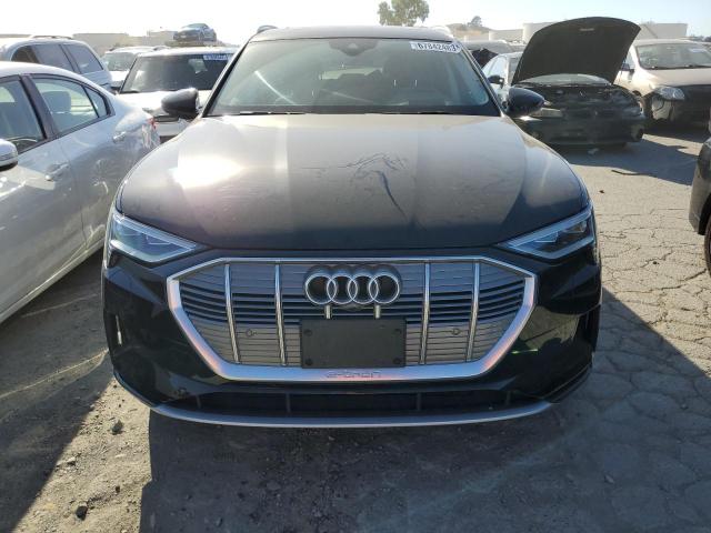 WA1VABGE8KB024547  audi e-tron pre 2019 IMG 4