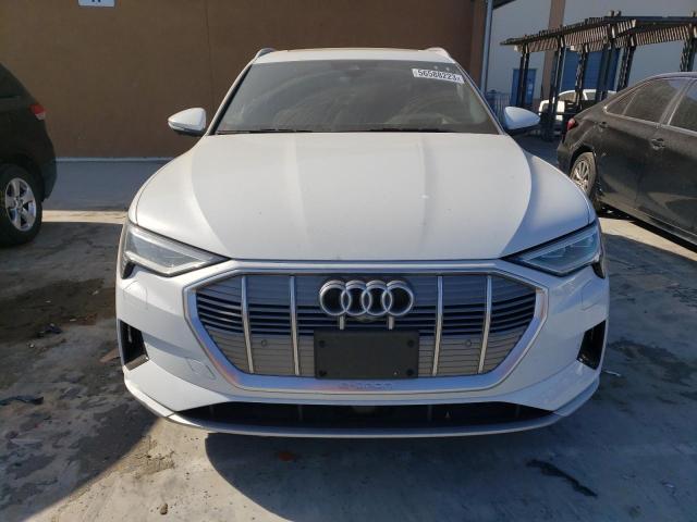 WA1VABGE9KB010799  audi e-tron pre 2019 IMG 4