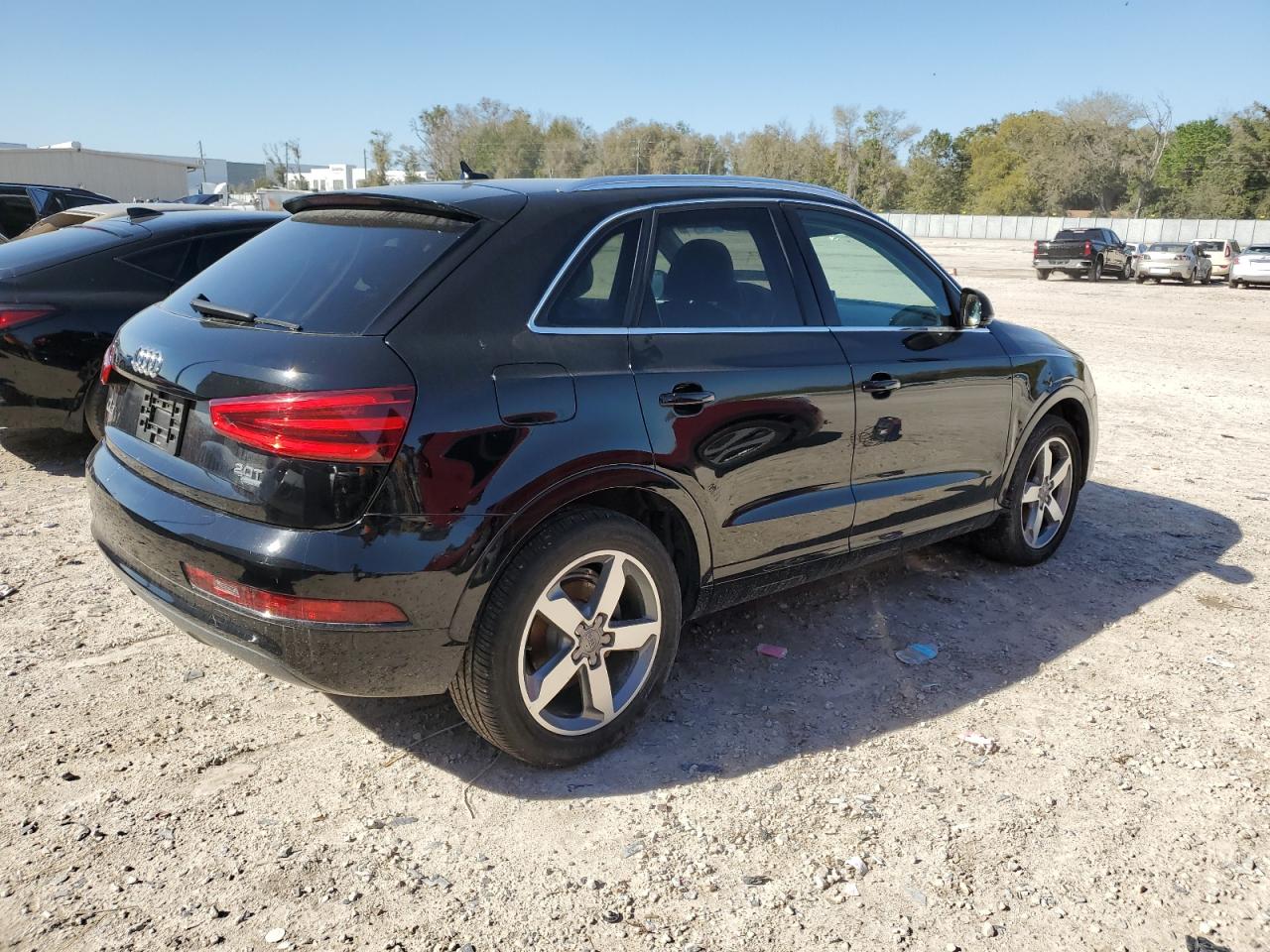 WA1EFCFS2FR000756  audi q3 2014 IMG 2