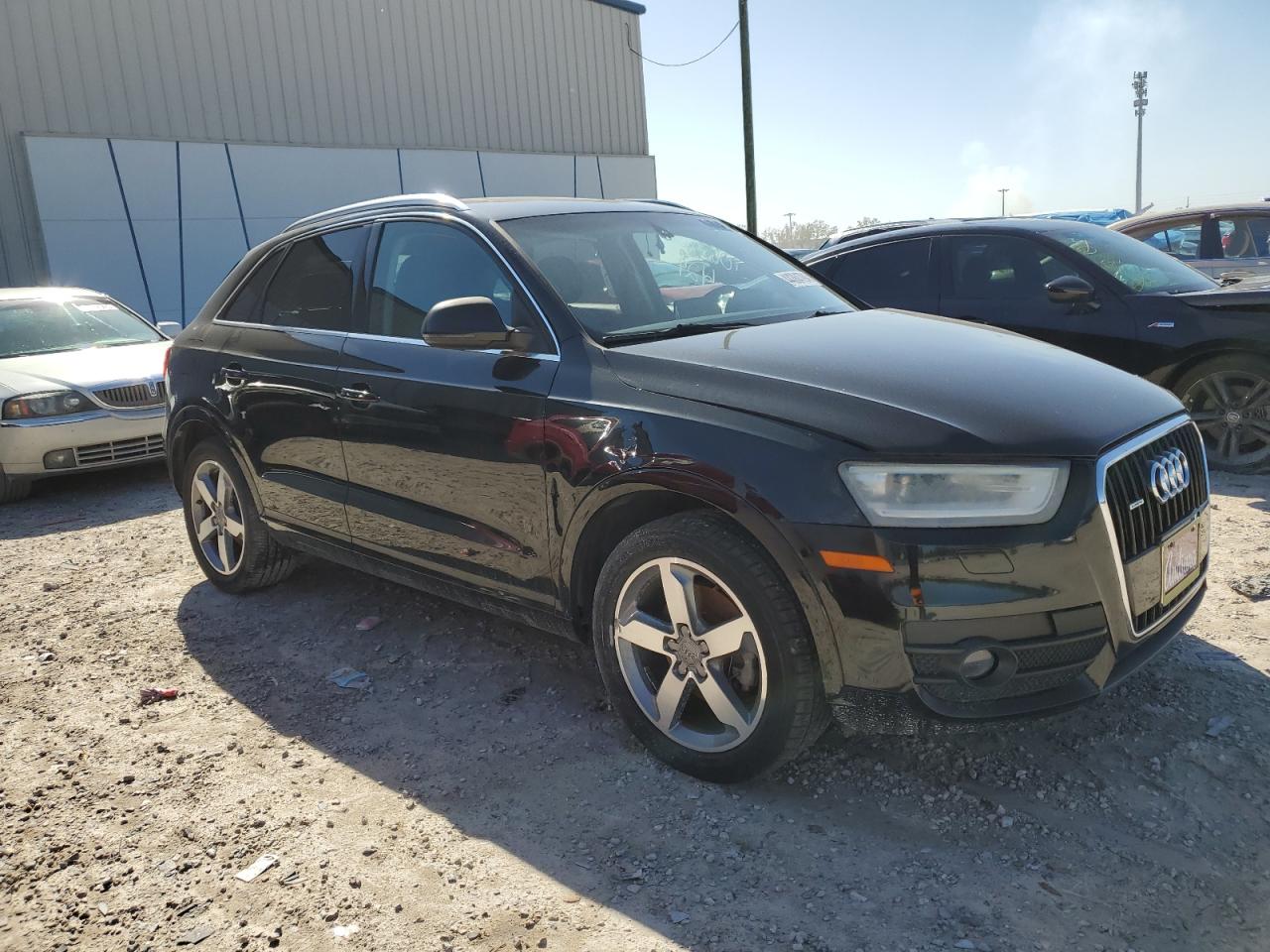 WA1EFCFS2FR000756  audi q3 2014 IMG 3