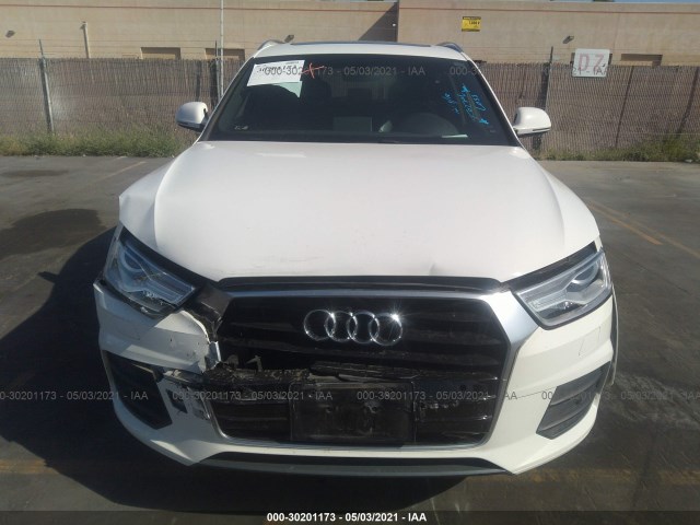 WA1BFCFS9GR016294  audi q3 2016 IMG 5