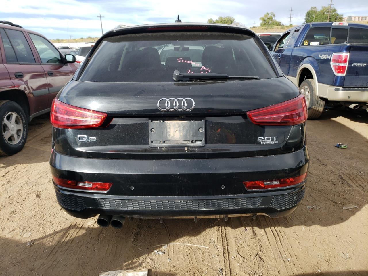 WA1GFCFS2GR019656  audi q3 2016 IMG 5