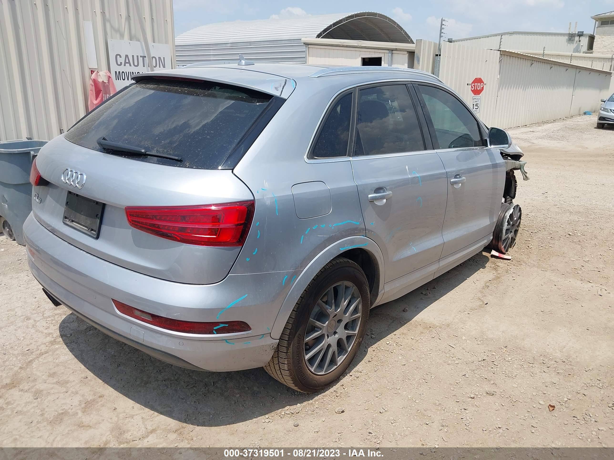 WA1HCCFS3JR008573  audi q3 2018 IMG 3