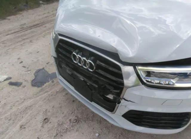 WA1HCCFS8JR014174  audi q3 2018 IMG 5