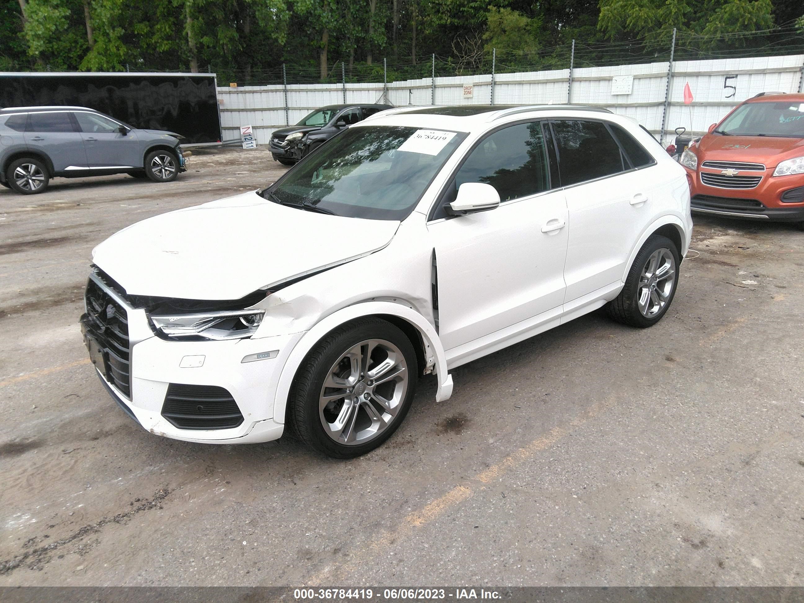 WA1JCCFS8HR016857  audi q3 2017 IMG 1